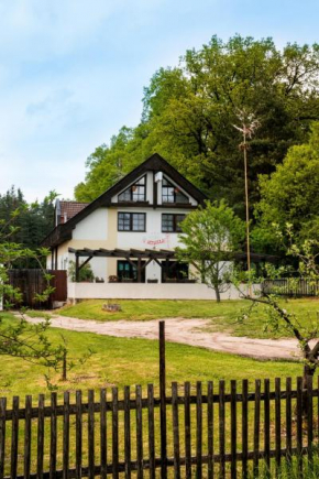 Penzion U kostela Mláka, Novosedly Nad Nežárkou